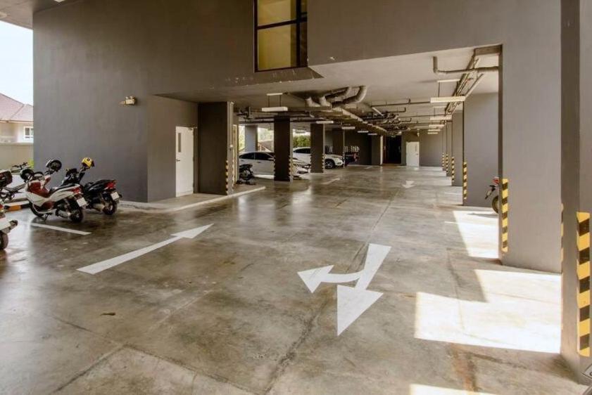 Sea View Apartment At Aristo2 By Lofty Ban Lum Fuang Екстер'єр фото